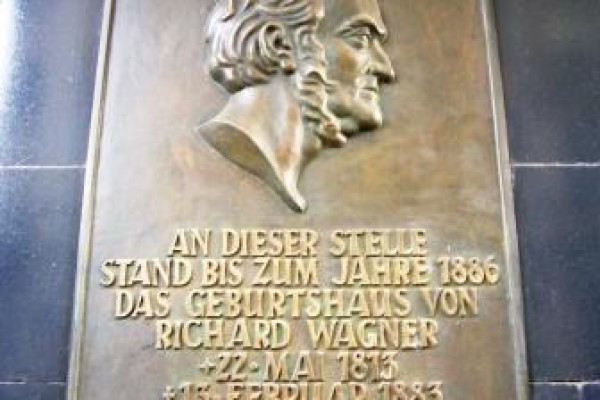 Richard Wagner ist in Leipzig geboren.