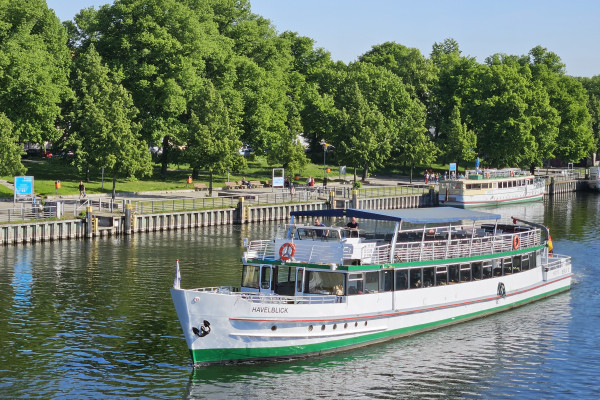 MS Havelblick am Lindenufer