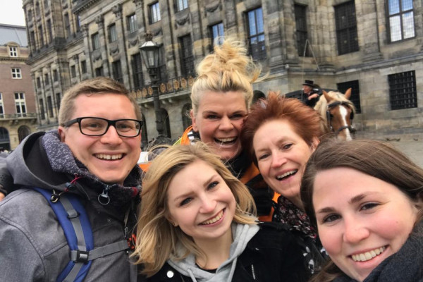 HERZBLUT AMSTERDAM: Stadtführungen mit Herz & Seele!
KULTOUR/ KULTURELLE STADTFÜHRUNG/ INFORMATIV/ KURZWEILIG/ Grachtengürtel Amsterdam