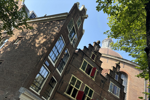 HERZBLUT AMSTERDAM: Stadtführungen mit Herz & Seele!
KULTOUR/ KULTURELLE STADTFÜHRUNG/ INFORMATIV/ KURZWEILIG/ Grachtengürtel Amsterdam