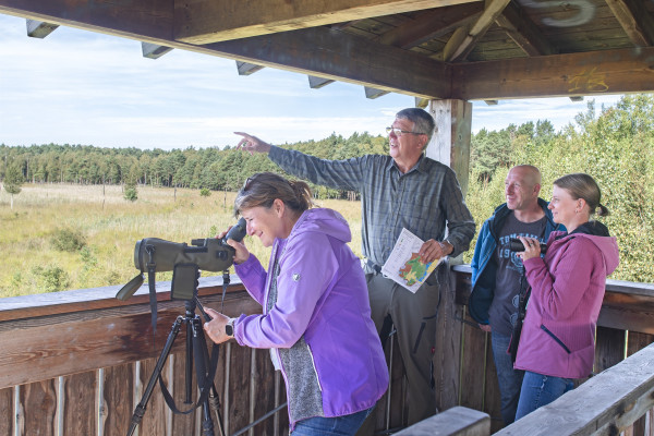 Gruppe auf dem Aussichtsturm, Foto: Nada Quenzel