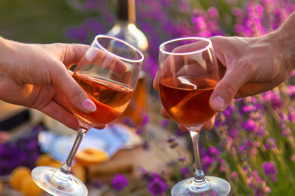 Wine & Beats Rosé Edition