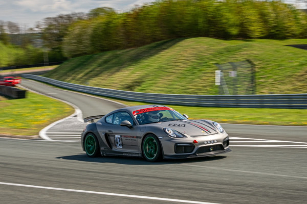 Porsche 982 Cayman 718 GT4 Clubsport