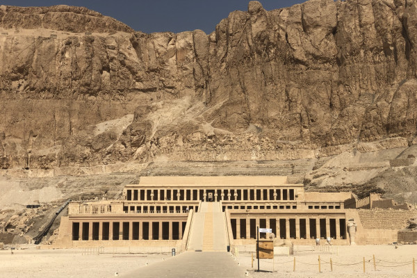 Hatschepsut Tempelanlage in Deir el Bahari Luxor Theben West