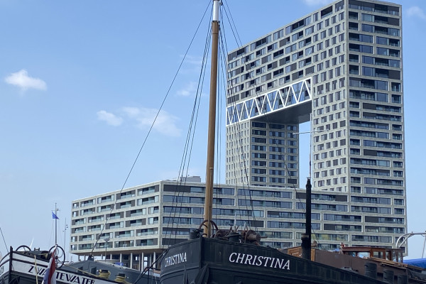 HERZBLUT Amsterdam Stadtführungen mit Herz & Seele! 
Architektur, Wohnraum, Ij, Grachten, Moderne Architektur, Grachtenhäuser, NDSM, Zaha Hadid, www.herzblut-stadtfuehrungen.amsterdam