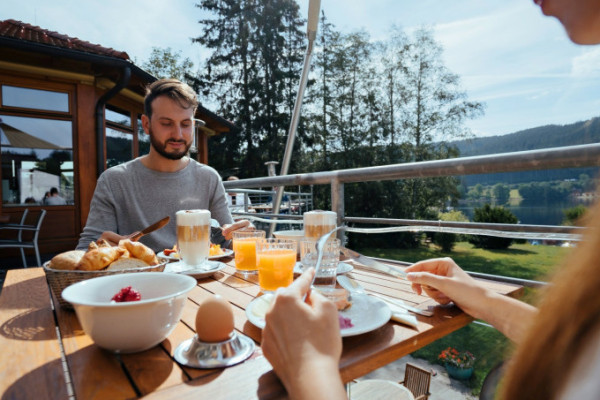 Frühstücken im Seehotel Wiesler