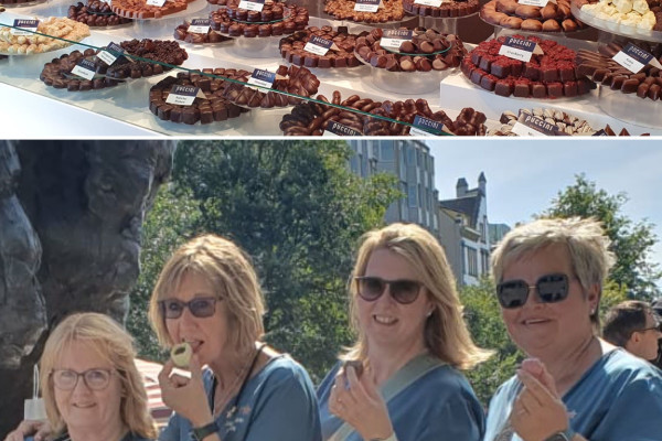 Amsterdam Stadtführungen. Herzblut. Foodtour. Kulinarisch. Haring. Deutsch. Kleine Gruppe. Sehenswürdigkeiten. Parken in Amsterdam. Rotlicht. Palast op de Dam. van Stapele.