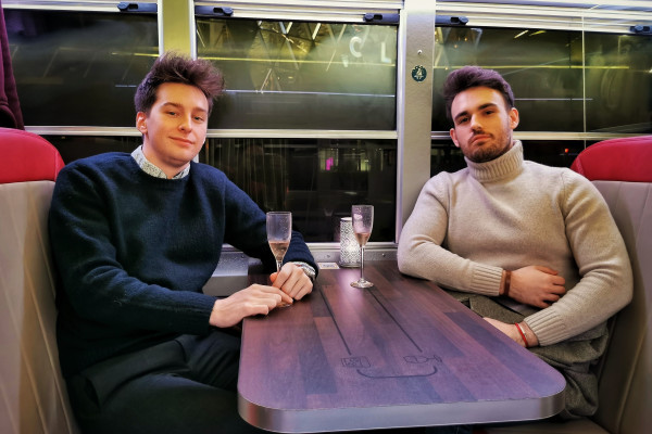 Koppel im Dinner Hopping