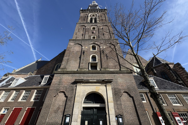 HERZBLUT AMSTERDAM-Stadtführungen mit Herz & Seele! REDKULT: Historisches Stadtzentrum, Rotlicht Viertel/ informativ/ heiter/ kurzweilig/ Dam/ Nieuwe Kerk/ Palast/ Grachten/ Coffeeshops/ Geschichte und Geschichten/ Architektur