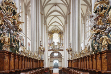 Stiftskirche mit Egedacher Orgel