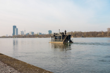 Sauna cruise on the Danube