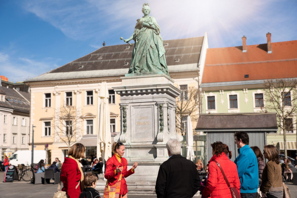 Statue von Maria Theresia in Klagenfurt