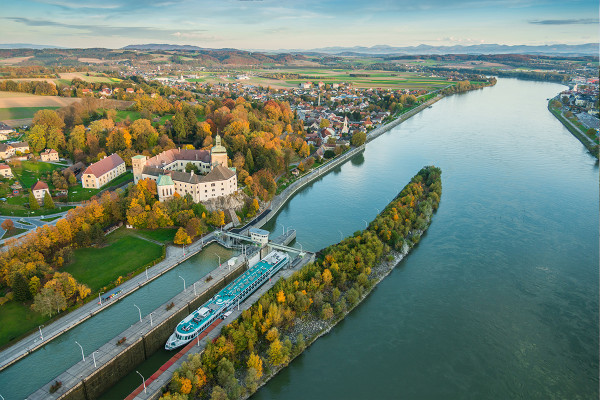Schleuse und Schloss Persenbeug © Marktgemeinde Persenbeug-Gottsdorf