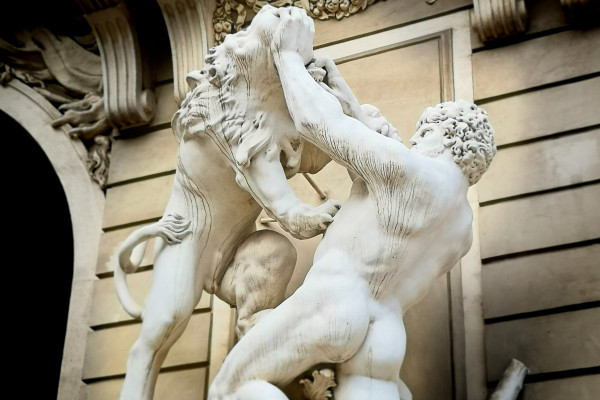 Herkules besiegt den Nemäischen Löwen