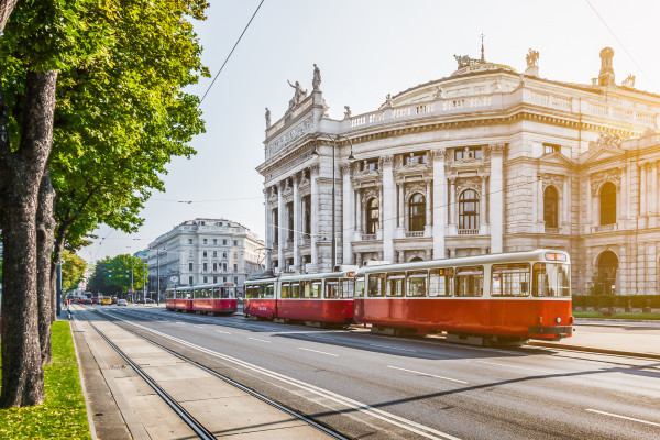 Eine Tour zu den schönsten und spannendsten Plätzen Wiens.