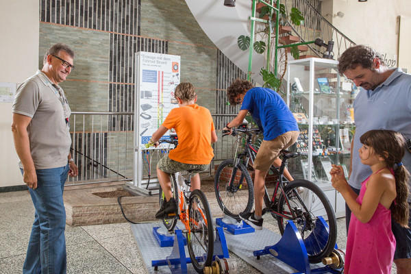 Fahrradsimulator © Bernhard Buzin