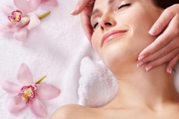 Massage Salon Tscharodejka Berlin - Beauty und Wellness