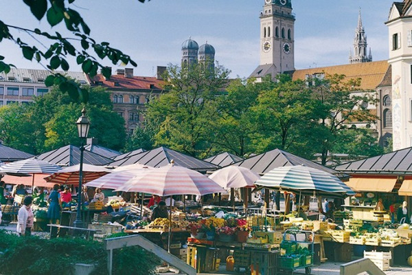 Blick über den Viktualienmarkt in München