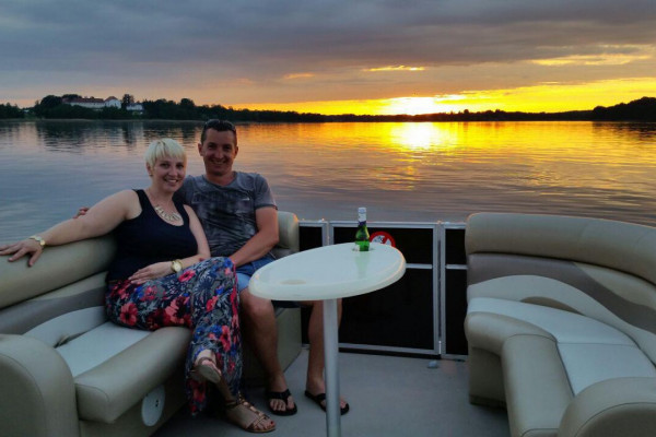 Romantische Stunden zu zweit auf der luxuriösen Yacht auf dem Chiemsee