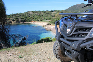 Cagliari: criques cachées en quad, départ de Chia