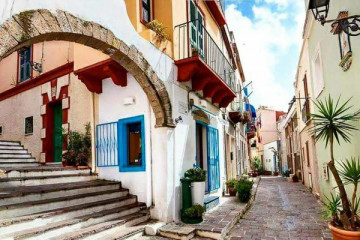 Cagliari: visite privée de l'île San Pietro et de Carloforte. Départ de Chia
