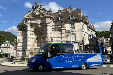 Visite de la ville de Besancon en bus cabriolet