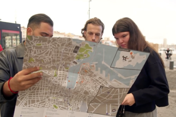 Avec notre Urban Game en main, ses cartes et son guide, sans avoir besoin de connaissances particulières, suivez pas à pas les traces de Monte Cristo