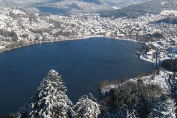 Raquettes à neige privative des lacs glaciaire