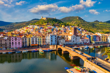 Cagliari: visite privée de Castelsardo et de la pyramide sarde