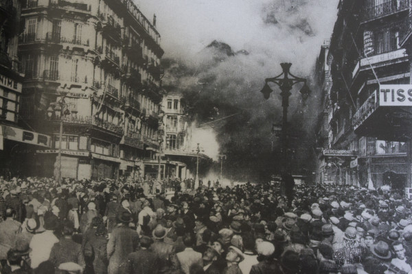 Incendie des Nouvelles Galleries