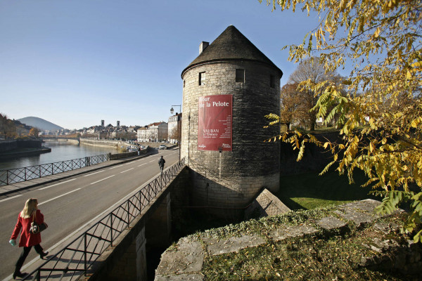 la tour avant l'incendie la tour avant l'incendie