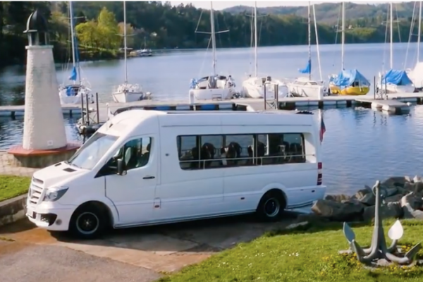 Vous pourrez vivre la mise à l'eau de ce Minibus