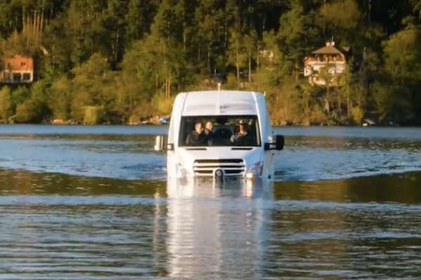 40 Minutes de navigation dans le même minibus