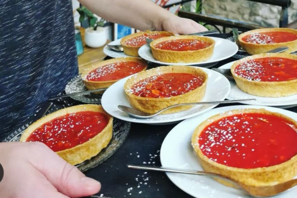 Tarte praline et boissons 