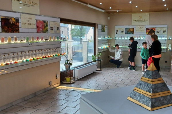 Parcours Olfactif - Parfums Soliflores & Parfums Complexes - Savonnettes à Vilains, etc.