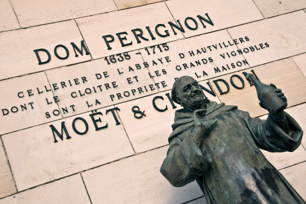 Statue of Dom Pérignon outside Moet et Chandon