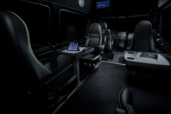 Inside Mercedes, Executive Lane