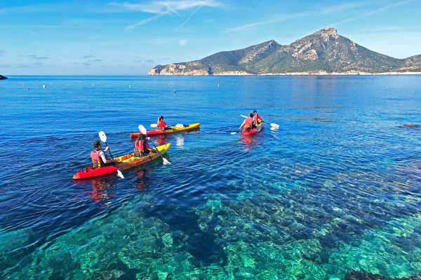 Kayak sur l’eau turquoise de Sant Elm vers Dragonera