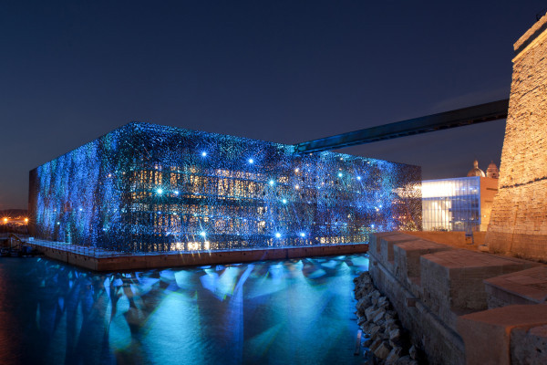 MuCEM J4_passerelle_FSJ_éclairage Yann Kersalé-® Lisa Ricciotti