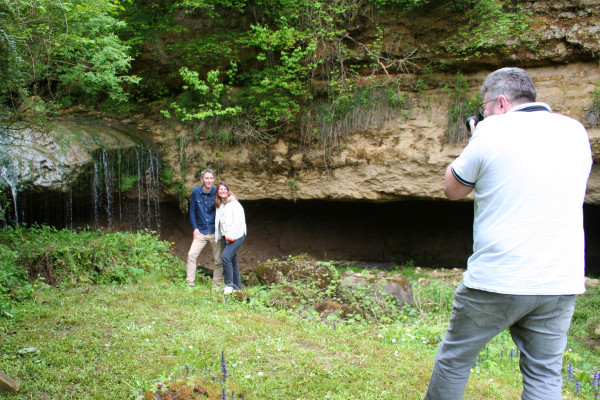 Photo souvenir! Guilhem will take a picture of you and will send it to you by email! 