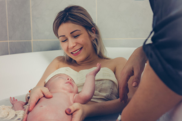 Un moment unique pour la jeune maman Bulles de Bienaître 
