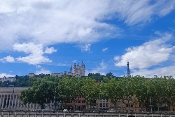 Vue sur la colline de Fourvière