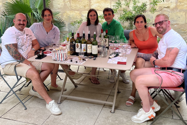 Aux beaux jours, profitez de notre jardin privé