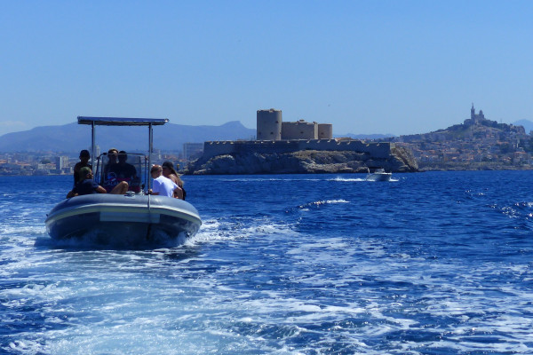 explorer la rade de Marseille et ses îles