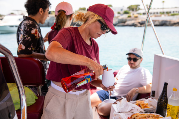 Polignano a Mare: Expérience de Fête en Bateau Exclusive