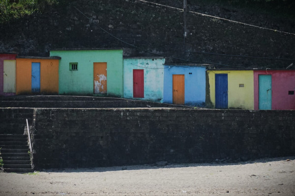 maisons traditionnelles Açores, village de pêcheurs, Porto Formoso