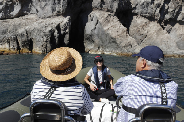 tourisme Açores, expérience excursion en bateau, voyage romantique Açores