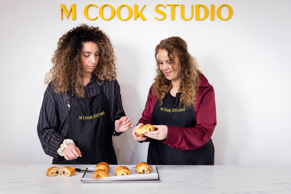 Découpe pains au chocolat