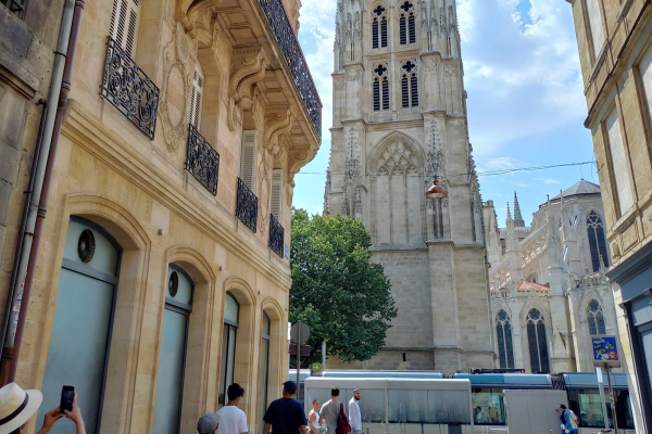 Place Pey Berland Vert Bordeaux