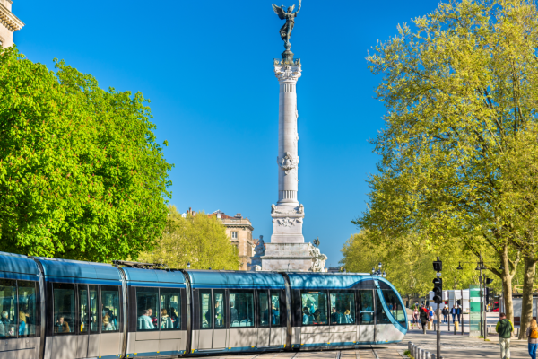 Place des Quinconces Vert Bordeaux